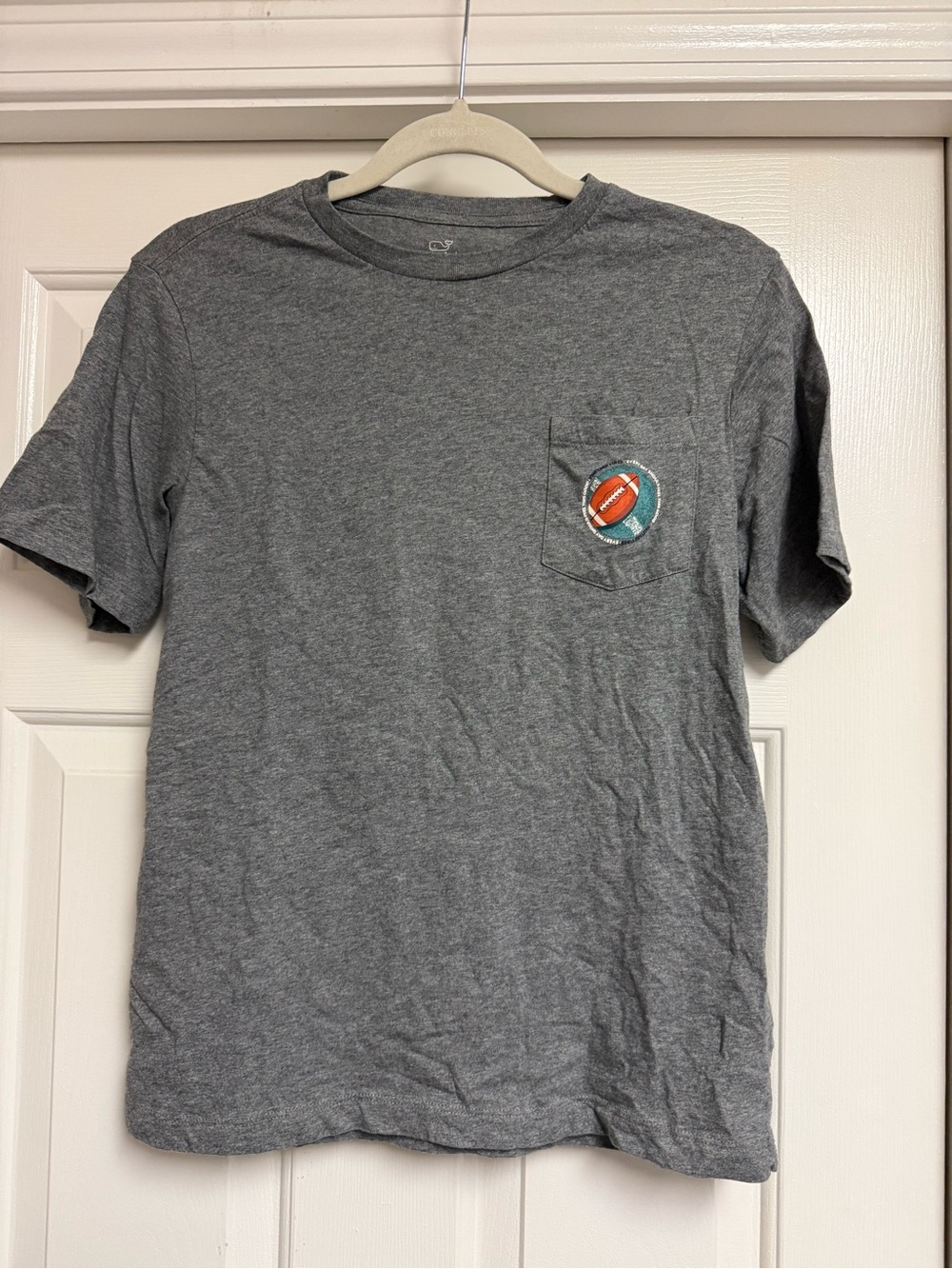 EUC Boys Vineyard Vines SS Football Pocket Tee, Size L (16), grey.